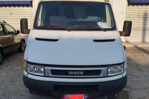 Iveco Daily 35cc con sponda