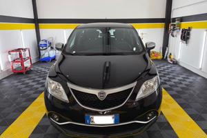 Lancia Ypsilon 1.0 FireFly 5 porte S&S Hybrid Silv