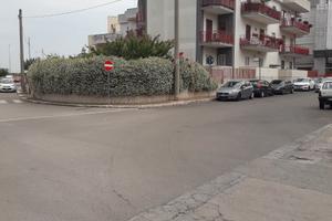 Quadrilocale con giardino e box