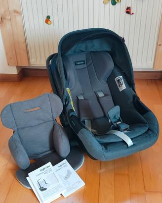 Ovetto con base e culla