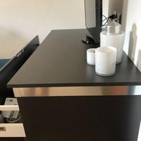 Mobile sospeso porta TV grigio