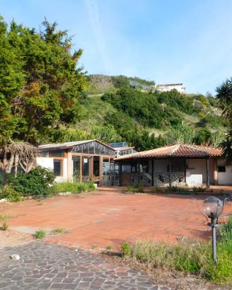Ristorante Pizzeria sul mare Gestione