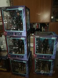 Action figures Diamond gallery 