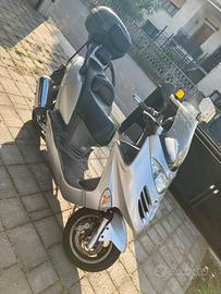 Kymco grand dynk 250