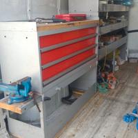 Allestimento officina mobile per furgone