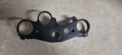 Piastra di sterzo sup originale Yamaha R1 2004 06