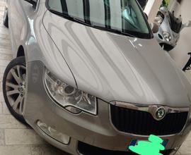 SKODA Superb 2ª serie - 2013