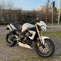 Street triple 675