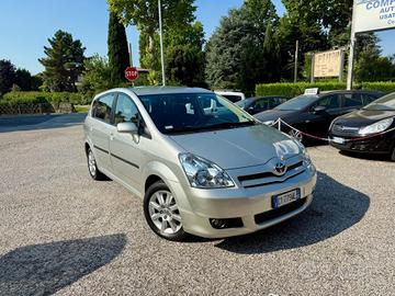 Toyota Corolla Verso 1.8 Ok NEOPATENTATI