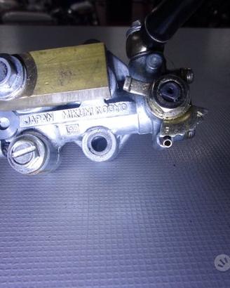 Pompa olio MIKUNI KAWASAKI Z1 Z900 Z1000