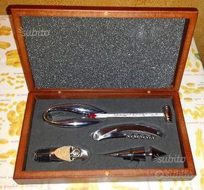 Set apribottiglie Brandani NUOVO
