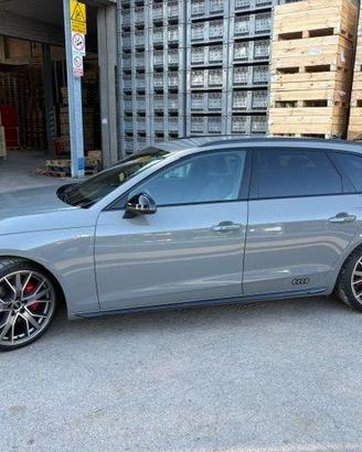 Audi A4 Avant S line Competition 40 TDI 4STronic