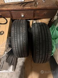 Gomme auto 225/50 R18