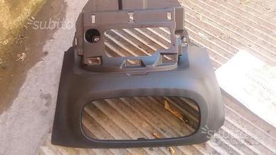 Varie plastiche interne smart ultimo modello