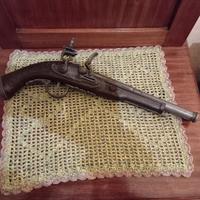 Riproduzione decorativa pistola antica