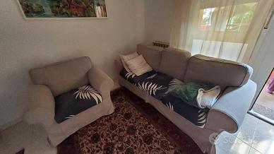 Divano e poltrona IKEA