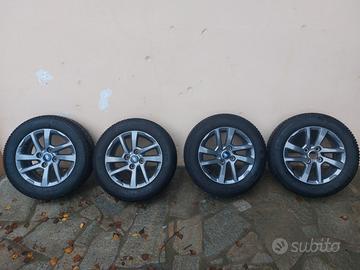 Gomme antineve KLEBER 195-60 R15 con cerchi FIESTA