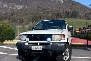 Pajero 2.5 (2000)