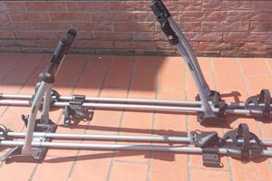 Coppia porta biciclette con barre portatutto