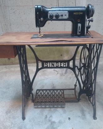 macchina da cucire vintage