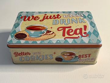 Scatola in latta biscotti vintage