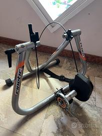 Rullo bici per allenarsi a casa