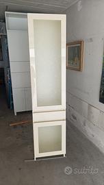 Mobile a colonna per bagno