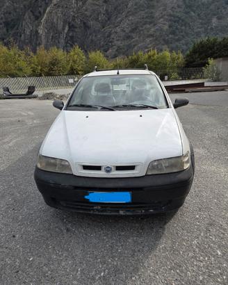 Fiat Strada 1900 JTD
