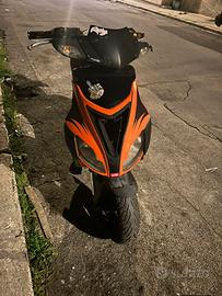 aprilia sr 50 
