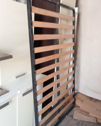 Letto 1 piazza e mezza a cassettone