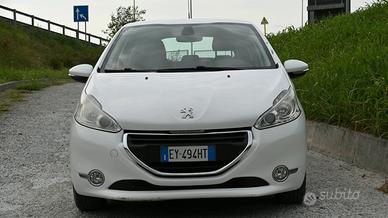 Peugeot 208 1.2 e-VTi Allure Neopatenati