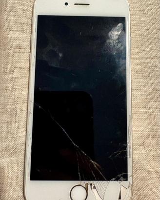 Iphone 6s funzionante schermo rotto - batteria 92%