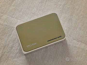 TP-Link TL-SF1005D Switch