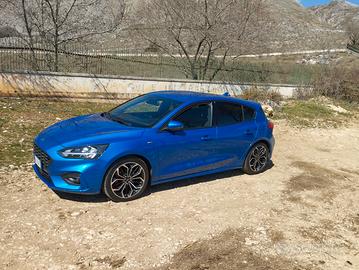 Ford Focus st line 