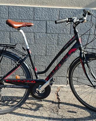 Bici donna da città, Atala Discovery