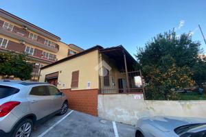 LABORATORIO A NAPOLI