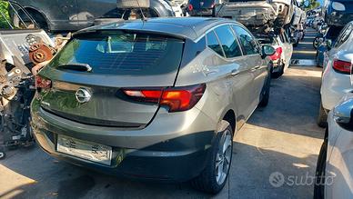 Ricambi Opel Astra K del 2019