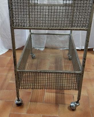Carrello vintage/modenariato in metallo