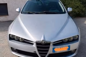 Alfa Romeo 159
