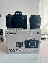 CANON EOS M50 - KIT FOTOGRAFIVO CON ACCESSORI