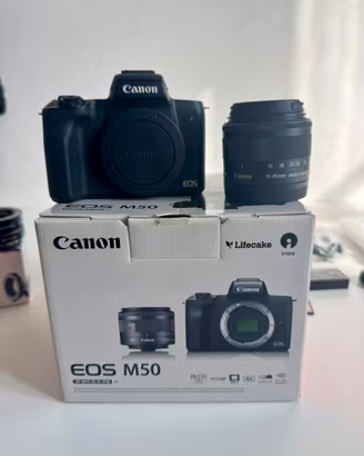 CANON EOS M50 - KIT FOTOGRAFIVO CON ACCESSORI