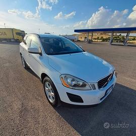 Volvo XC 60 (2012) Kinetic