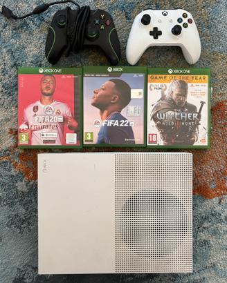 Xbox One + giochi + 2 joystick + scatola originale