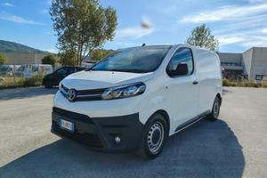 Toyota proace 1.5 diesel 95cv 3 posti coibentato