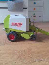 Rotopressa Claas Rollant 250 Bruder