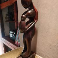 Scultura in legno .africana