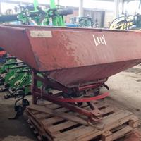 Spandiconcime Lely L2010