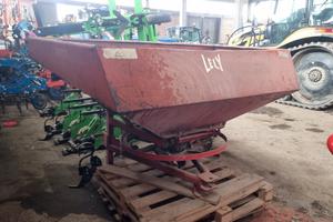 Spandiconcime Lely L2010