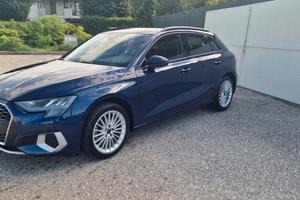 Audi A3 SPB 35 TFSI S-Tronic Business Advanced