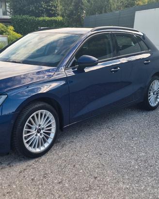 Audi A3 SPB 35 TFSI S-Tronic Business Advanced
